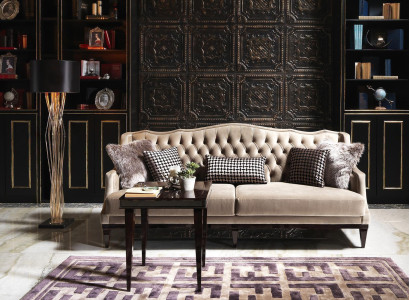 Elegant three-seater Chesterfield sofa in gray - timeless upholstered furniture for your home